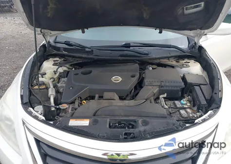 2015 Nissan Altima 2.5 Sv из США, поврежденный, VIN 1N4AL3APXFC279088